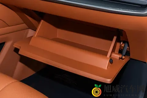 15万级轿跑竟全系标配激光雷达？东风奕派eπ007+升级上市！-2