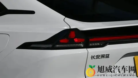 华为ADS加持,掀背轿跑+增程,2026款长安深蓝L07购买指南-2
