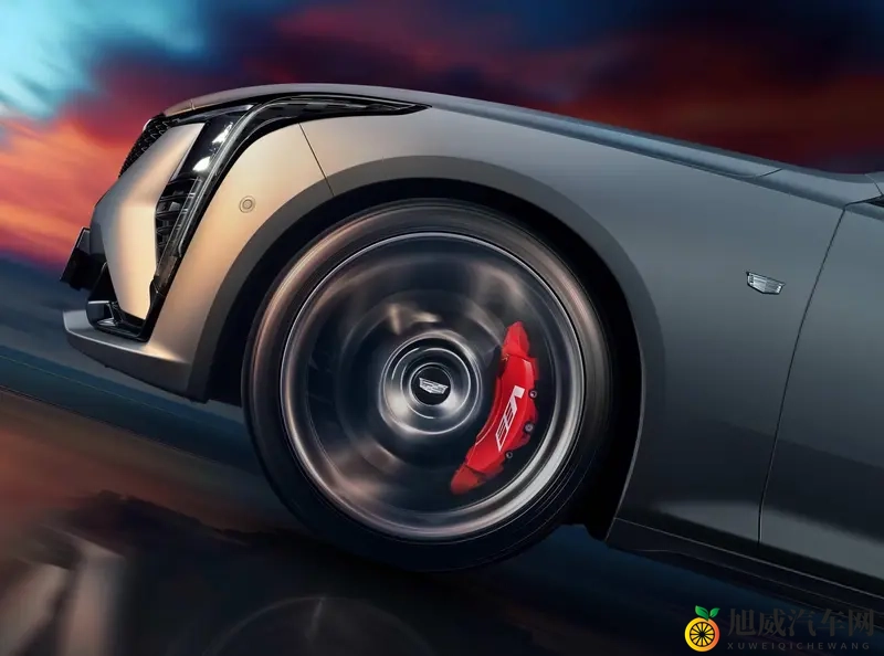 赛道血脉觉醒，凯迪拉克全新CT5新装登场-1