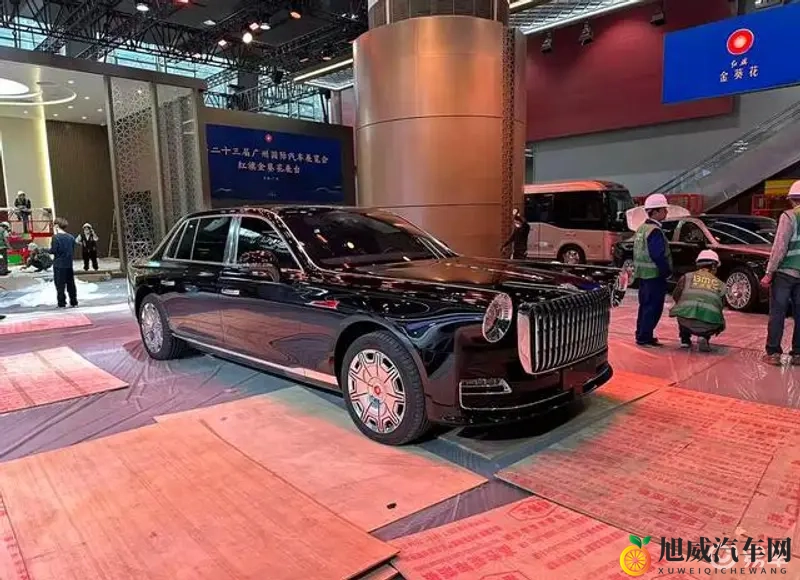 2025广州车展探馆：国礼“丹霞”主题定制版实车-1