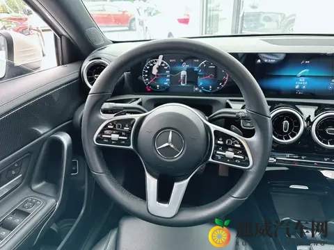 亚州一卡二卡：中型SUV新宠，引领潮流，品质卓越！-2