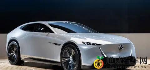 马自达大轿跑首秀,这才叫“顶级实力颜值”!-1