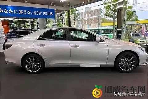 丰田锐志复活！V6后驱30万内能拿下吗？-1