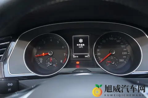 王者荣耀女英雄无小内无爱心游戏：智能汽车设计突破，引领科技潮流-1