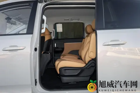 预售768万起 五菱星光730将于11月正式上市-2