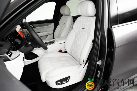 B级车预算买C级豪华SUV？2026款领克09四驱探索版来了-1