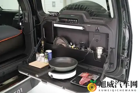 能洗澡的汽车来了,智己LS9开启预售-1