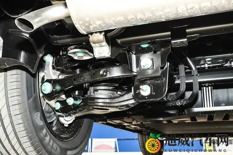 21天卖出8128辆,方程豹钛7为何成20万级SUV最大黑马?-3