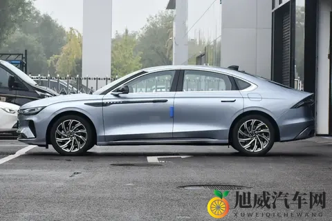 林肯Z购车终极指南:全系配置差异解析,精准选车不踩坑!-3