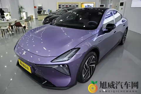 开过深蓝L06之后，我劝你别光看配置表，很多地方都挺香-3