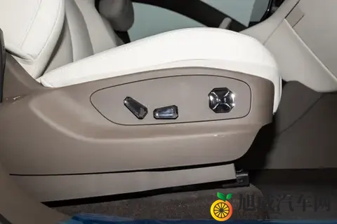 腾势N8L：颜值即正义，设计有深意，让每一次出行都成为享受-2