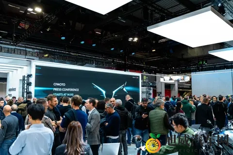 感谢春风，为我们中国摩托车品牌在世界顶级舞台上长脸了！-3