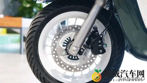 春风150Aura，对比新大洲本田NS150LA优势在哪？-3