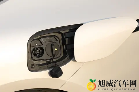 2599万起的豪华暴击！阿维塔12四激光版：四激光雷达+华为ADS-1