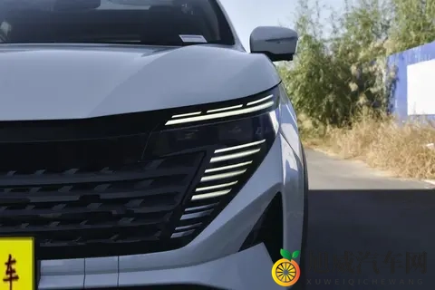 日产逍客·荣誉“酷黑”内饰上线！合资紧凑型SUV， 限时898万元起-1