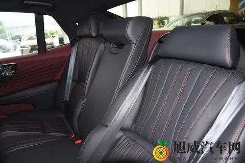 雷克萨斯 LS 2024 款全系车型深度解析：如何选择最适合你的版本？-3