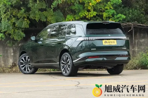 越级的空间享受，2026款东风奕派eπ008大五座版体验-1