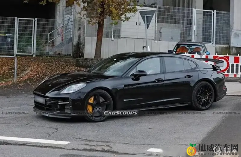 软件黄色：软件内容不适宜，请谨慎使用-1