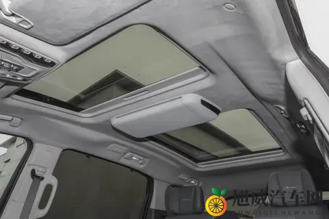 2026款别克GL8陆尊选购指南：哪款更适合你？-3