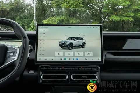 15万级全能方盒子SUV，四驱、大空间、配置全，值得一看-1