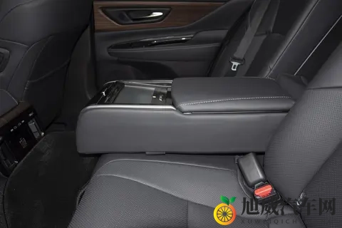 小鹏X9超级增程正式开启预售，35万元起！-1