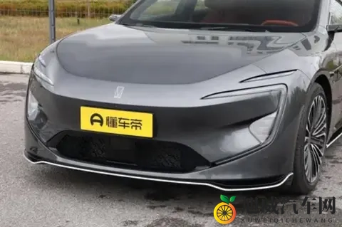 阿维塔12四激光版体验：智能安全与舒适配置的实际表现-3