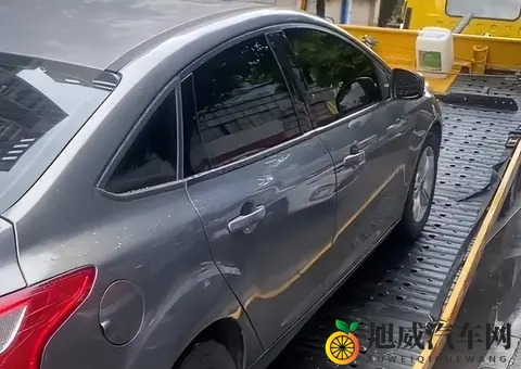 福克斯挂档不走车，师傅秒变省钱英雄，帮车主省下几千块！-1