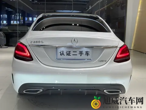 开了不到一年就换？准新一手奔驰C级，这价格真香！-1