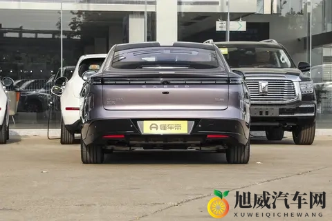 11月买轿车又有好选择！轴距3米，续航超770km，价格很香！-3