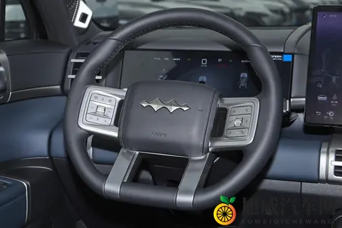 2198 万入手方程豹钛 7,空间大动力足,全家出行好帮手-3