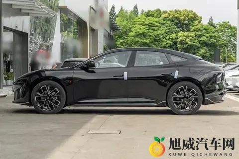 试驾体验：650km续航加持，全家出行轻松不焦虑-1