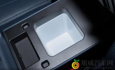 20万级插混SUV新优选！方程豹钛7智能配置超丰富，续航1300km-1