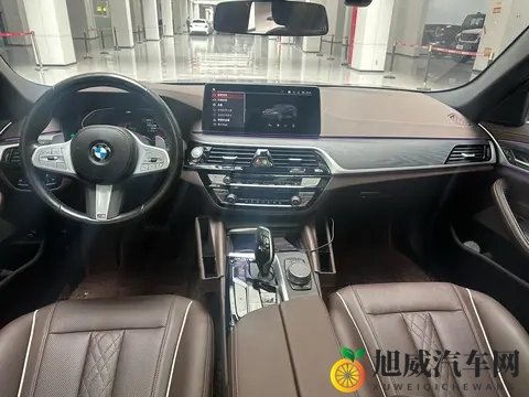 汤姆叔叔温馨提示提醒30s：汽车保养必看：5招提升安全与燃油效率-1