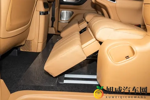 一周体验:26款岚图梦想家PHEV,能同时兼顾家用和商务吗?-1