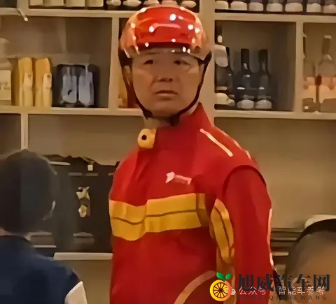 刘强东入局换电：京东5万开卖“网约车神车”，88秒补能500km-2