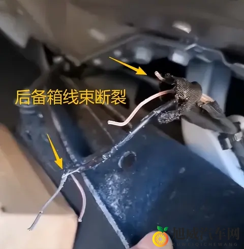 奥迪A3做个保养，倒车影像不工作了，差点背黑锅！-2