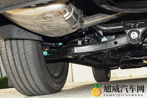 带全家出游，这台10万级七座SUV真香！ 试驾捷途X70L-2