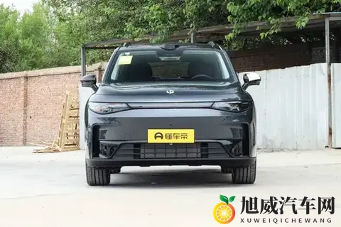 156寸后排大屏+六座布局，这台增程纯电SUV真香价开售-1