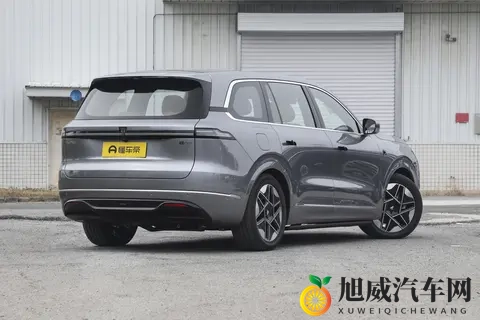 带全家人深度体验深蓝S09与魏牌蓝山，到底哪款更值得买？-1