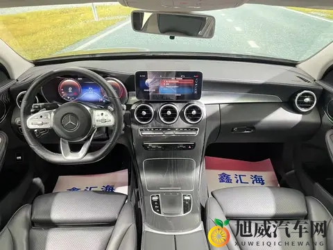 女生奖励自己的高清素材软件:汽车内饰升级秘籍,打造个性空间!-3