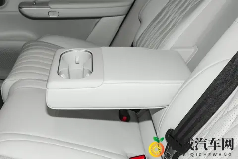 1898 万起买大 5 座，续航超 1600 km，2025款星纪元ET-1