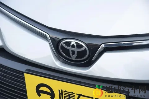 一共三款车型,燃油版卡罗拉怎么选?-2