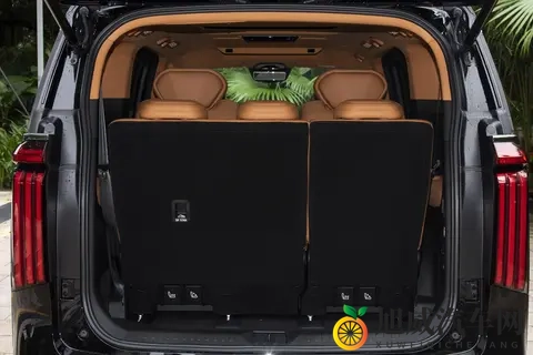 魏牌高山 7 深度解析：家庭 MPV 市场又添新选择，这些细节值得关注-1