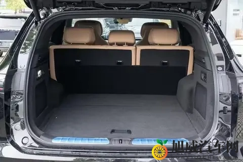 1898万起,家用SUV就该选它!性能、舒适、智能都拉满-1