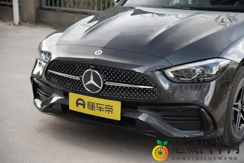 男女打扑克秘 免费软件：智能驾驶免费软件引领潮流，体验未来驾驶新方式-2