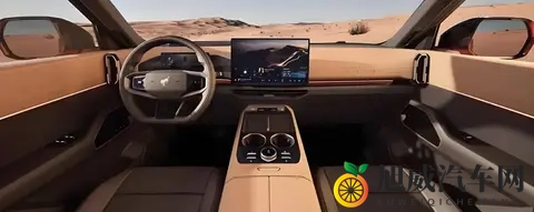 高通8255芯片，豆包＋Deepseek上车，福特全新“方盒子”配置好炫-1