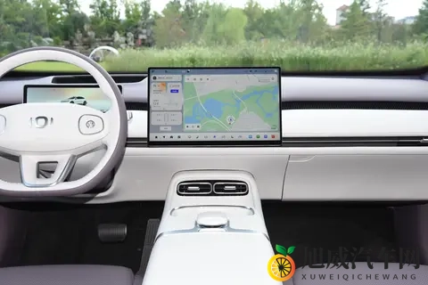 长安启源A06:15万级新能源家轿,能否满足全家出行需求?-2