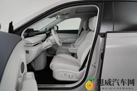 17万起买豪车？这车续航1600km，配置拉满，家用必看！-3