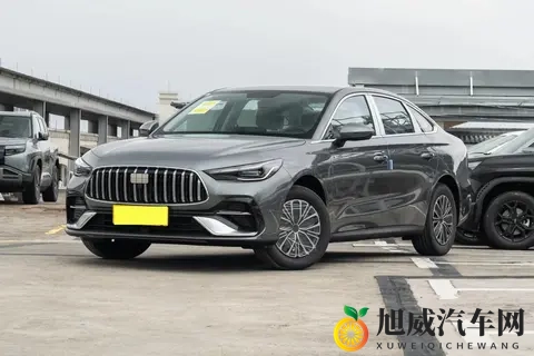 吉利新车上市，限时688万起，油耗28L，标配400V快充！-3