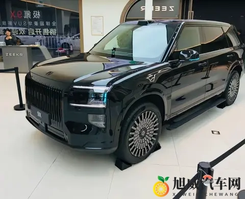 分腿器憋尿12小时：分腿器束缚体验，忍尿长达十二小时-3